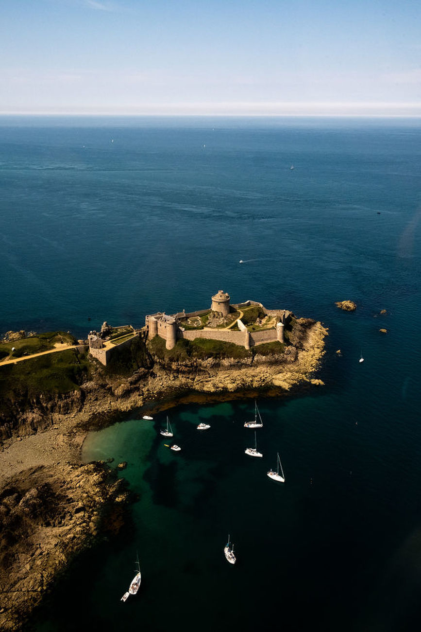 BRETAGNE EN VUE AÉRIENNE