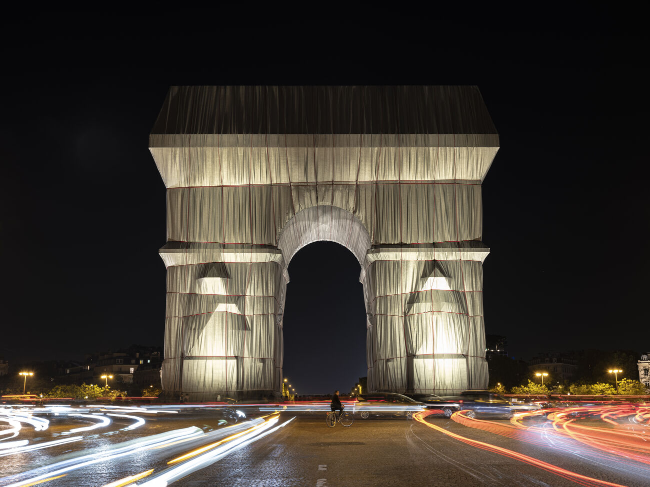 L'Arc de triomphe, wrapped