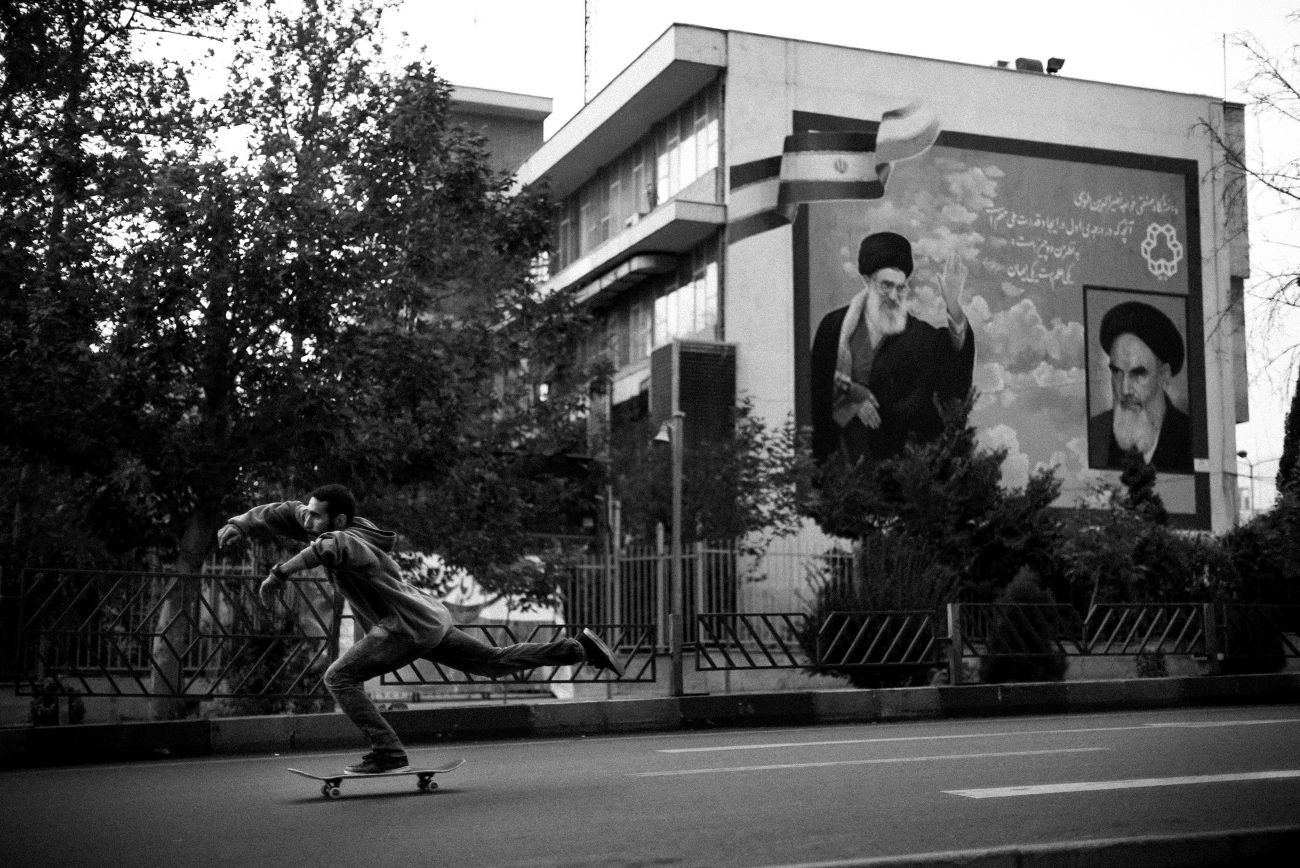 Une poussée vers l'Ouest, Téhéran