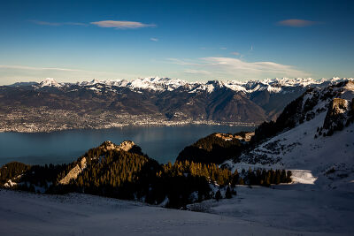 Vue sur les alpes suisses