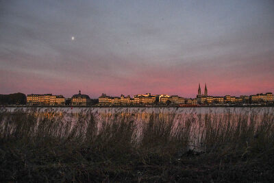 Le long de la Garonne